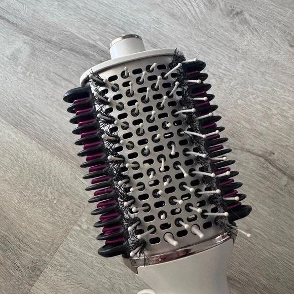Shark SmoothStyle Hair Dryer Brush - Picture 3 of 4